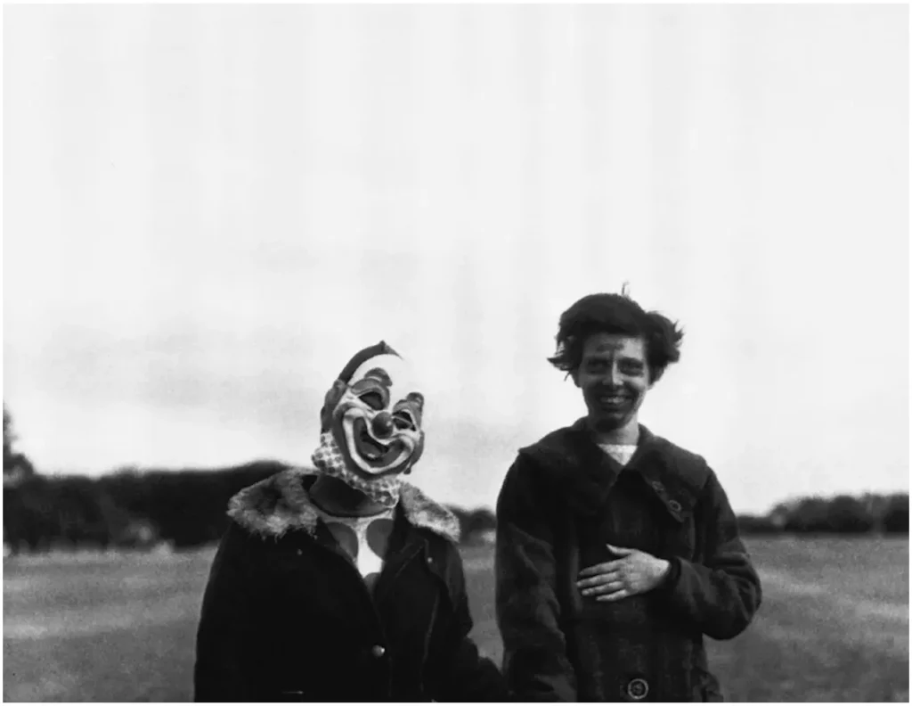 diane arbus clowns