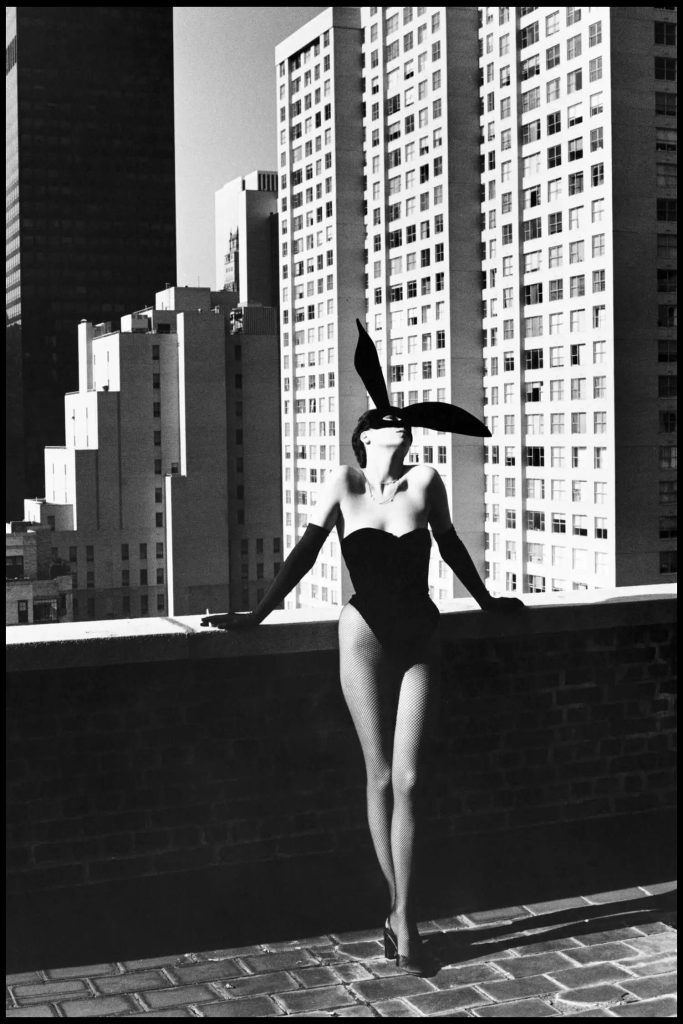 helmut newton elsa peretti as a bunny halston new york 1975 1697551876 fotor 20240818121613