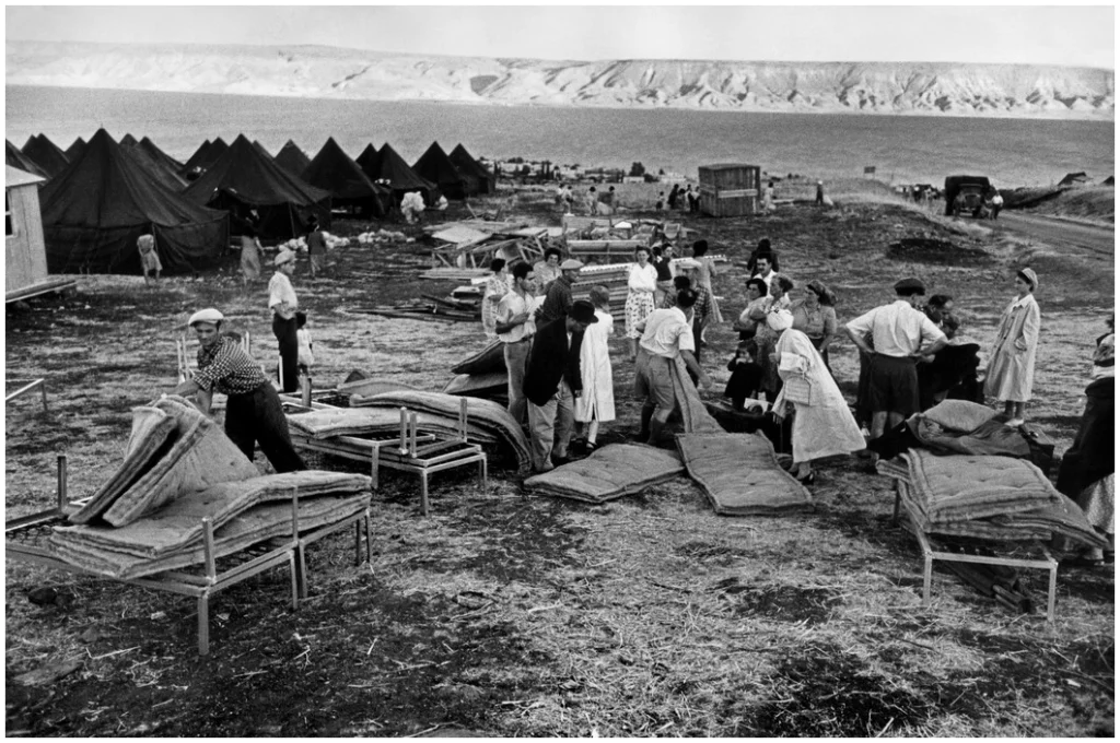 robert capa israel magnum